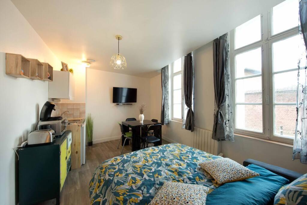 Le Castille Centre Gare Wifi Et Parking Gratuit Appartement Amiens Buitenkant foto